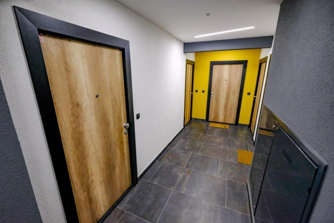 Delux Apartmani Bulevar SJJ Buitenkant foto