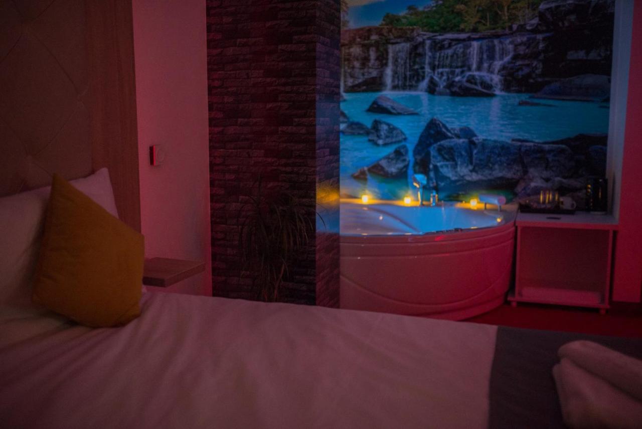 Delux Apartmani Bulevar SJJ Buitenkant foto